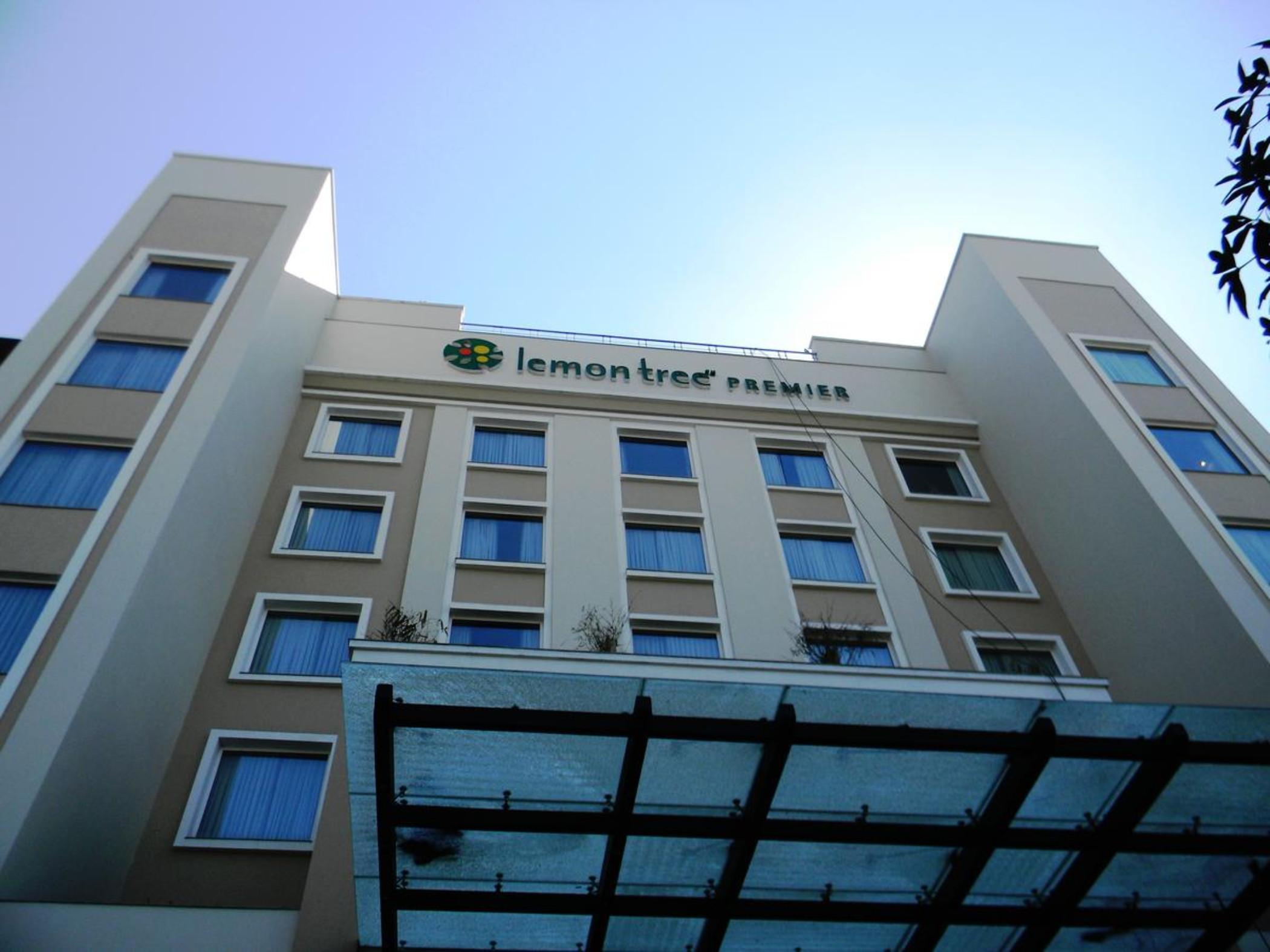 Lemon Tree Premier City Center Hotel Gurgaon Exterior photo